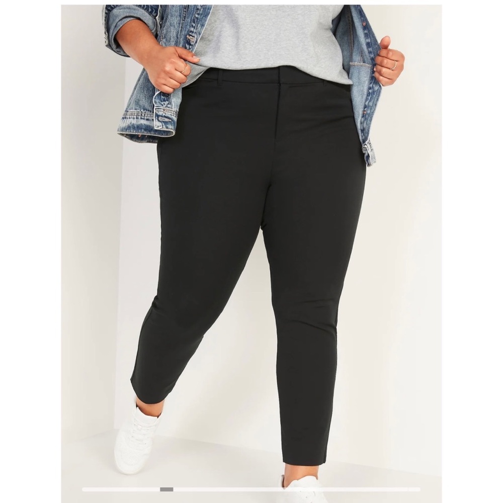 Old Navy High-Waisted Pixie Ankle Pants Size 18 Black Jack